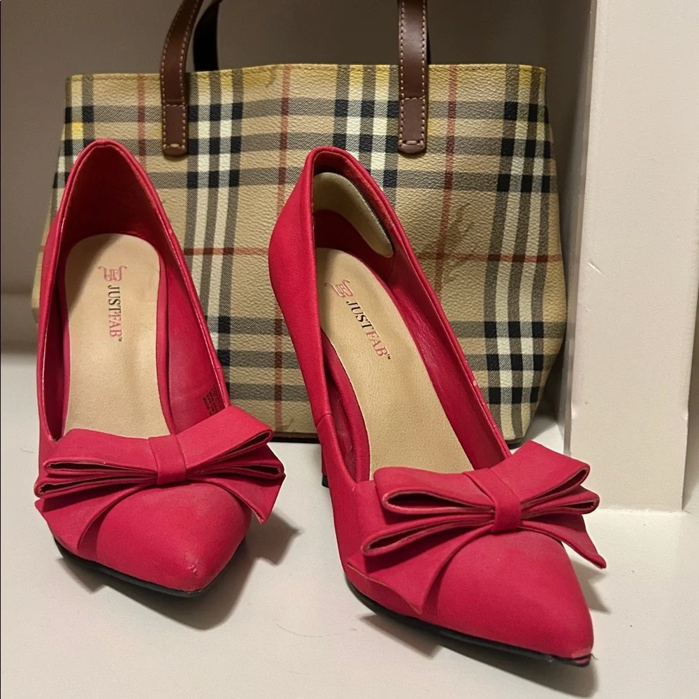 JustFab Vibrant Red Bow Heels - Picture 10 of 11